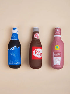 Dog Toy Series with Realistic Wine Bottle Design, Includes Crinkle Paper and Squeaker, Makes Sounds, in Stock, Chew-Resistant Toy That Won'T Be Chewed to Pieces